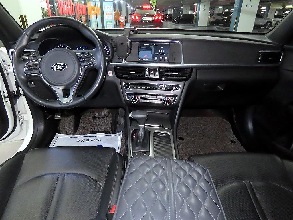 KIA K5 - Vista 10
