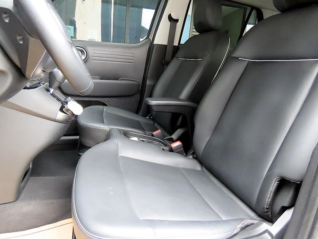 HYUNDAI Casper - Vista 5