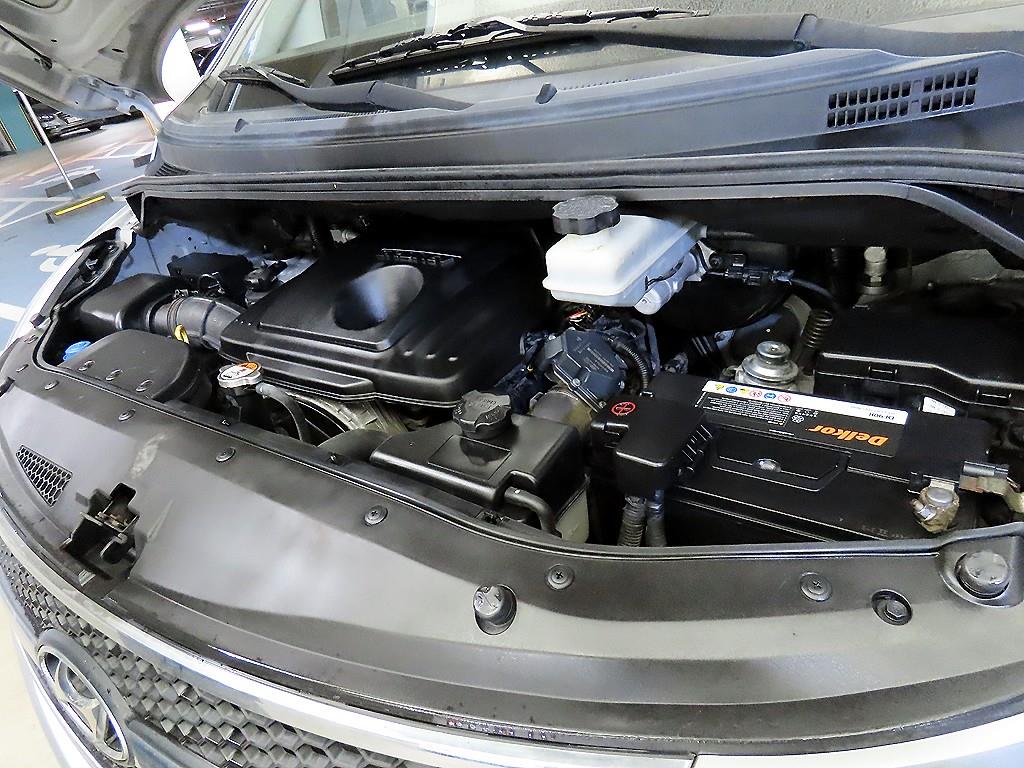 HYUNDAI Starex 2014 - Importación desde Corea - HF Imports Iquique - Foto 17