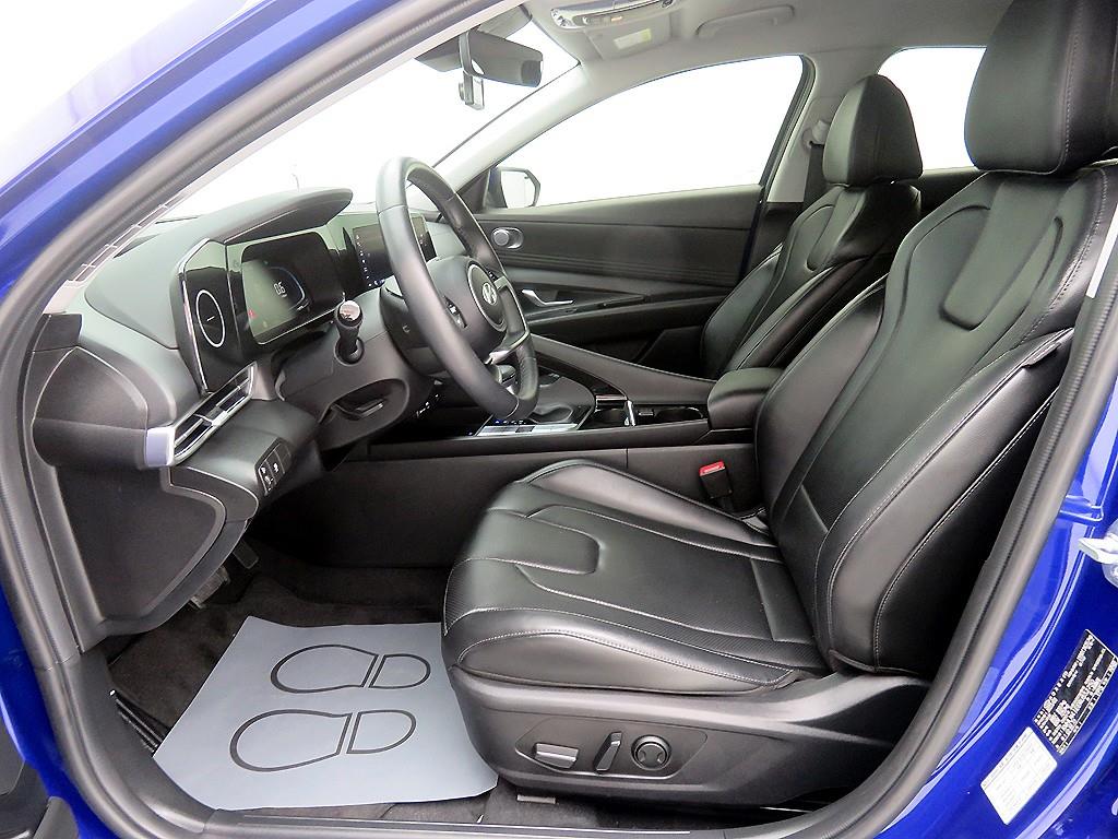 HYUNDAI Avante - Vista 5