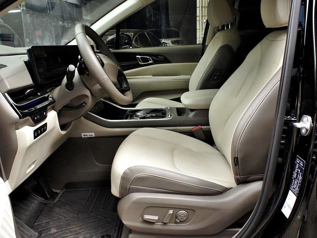 KIA Carnival - Vista 5
