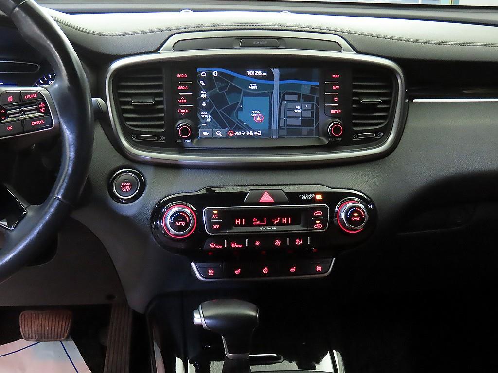 KIA Sorento - Vista 11