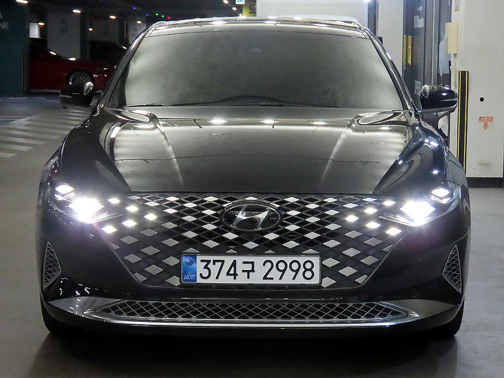 HYUNDAI Grandeur - Vista 2