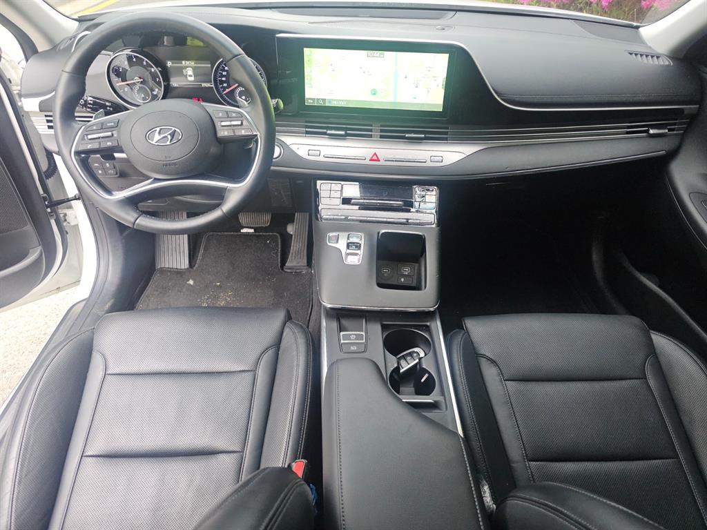 HYUNDAI Grandeur - Vista 7