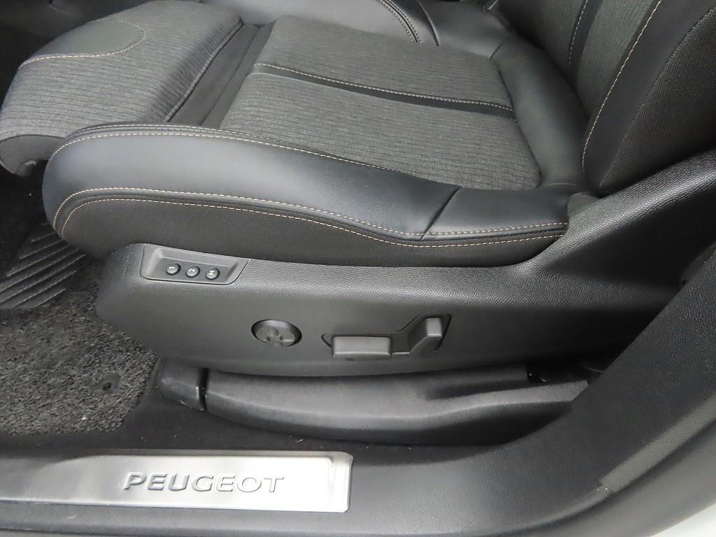Peugeot 5008 - Vista 12