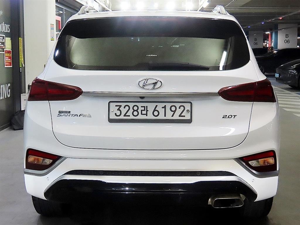 HYUNDAI Santa Fe - Vista 5