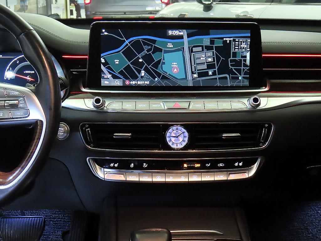 KIA K9 - Vista 11