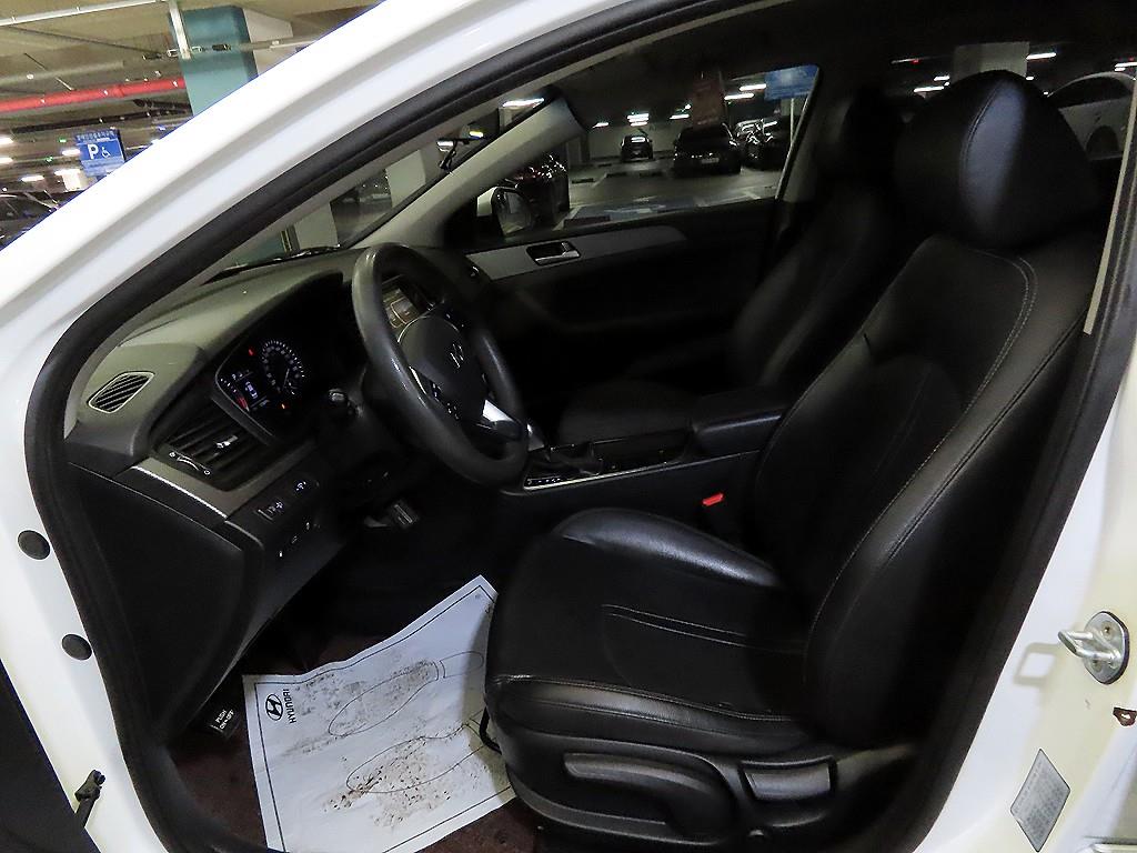 HYUNDAI Sonata - Vista 6
