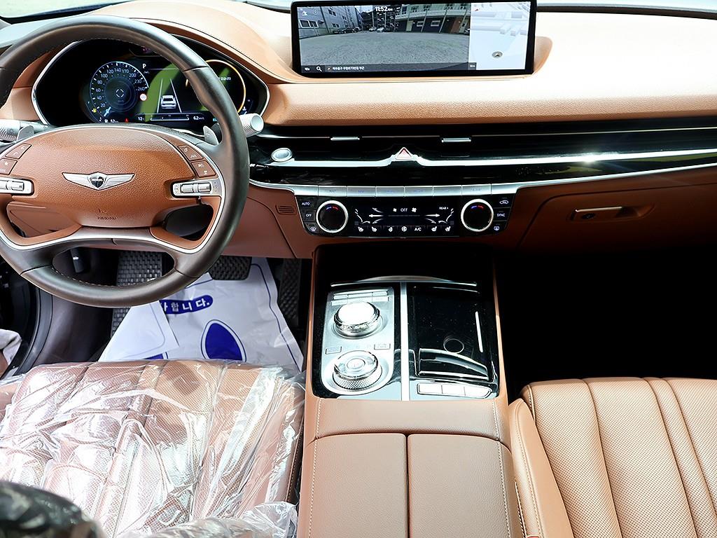 Genesis G80 - Vista 9