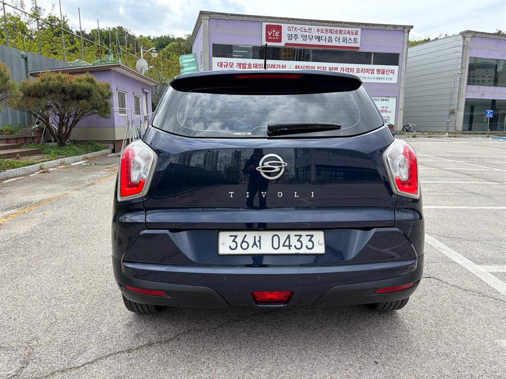 Ssangyong Tivoli - Vista 5