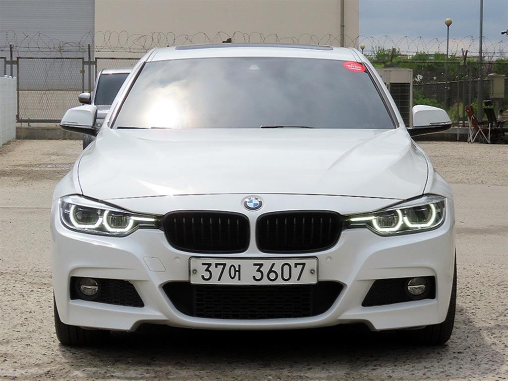 BMW 3 series 2018 Blanco - Importación desde Corea - HF Imports Iquique - Foto 1