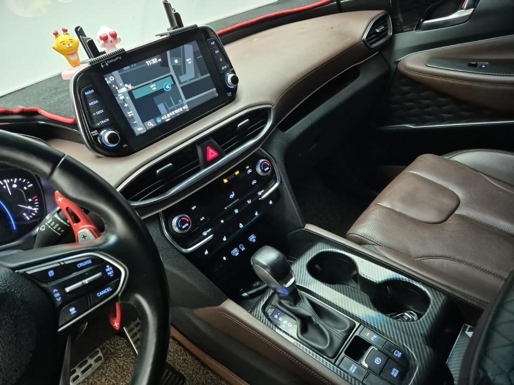 HYUNDAI Santa Fe - Vista 10