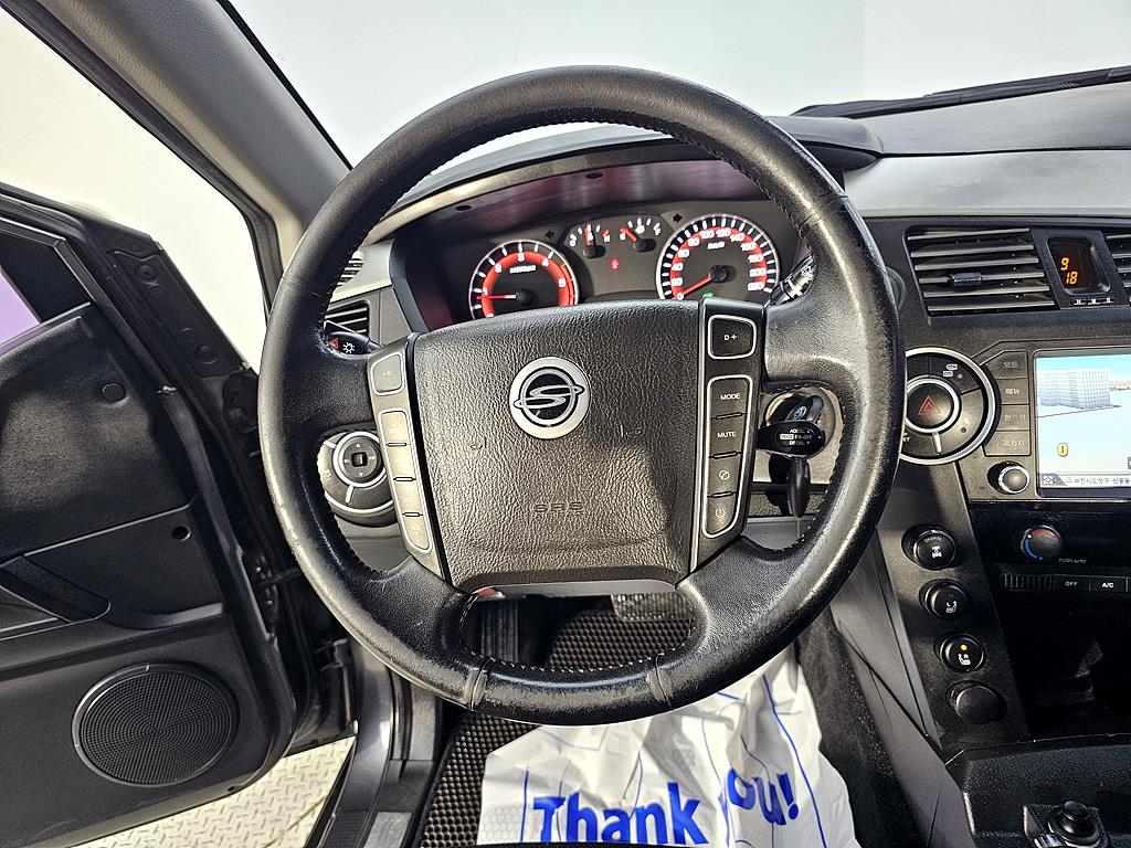 Ssangyong Korando - Vista 12