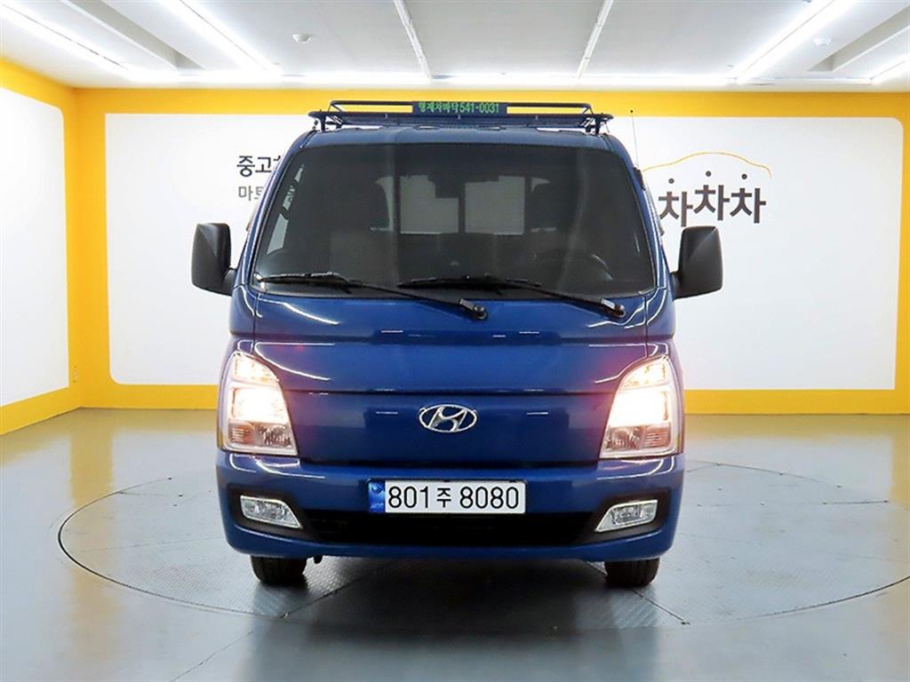 Small Truck Cargo (small) - Vista 2