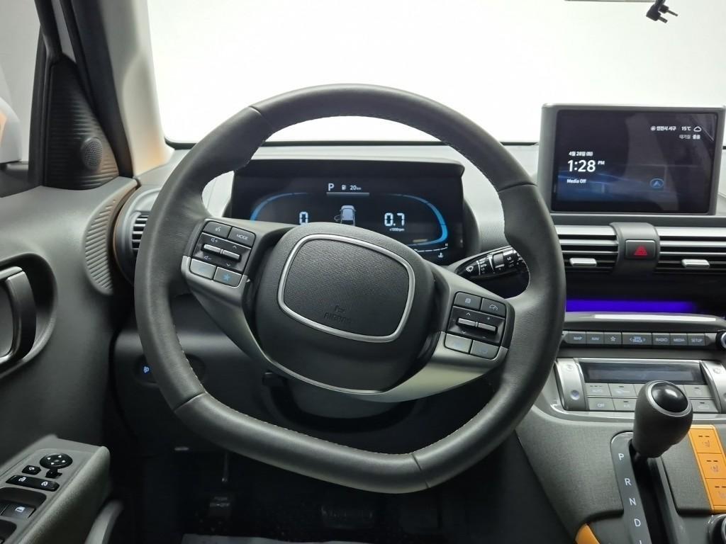 HYUNDAI Casper - Vista 6