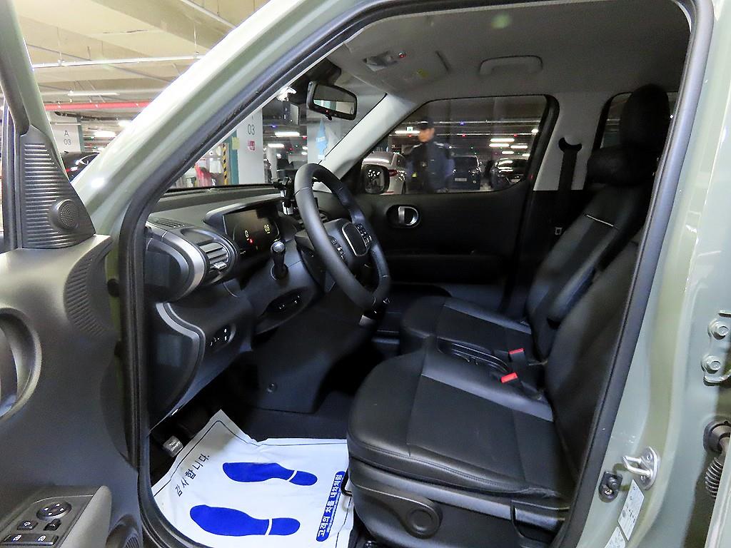 HYUNDAI Casper - Vista 6