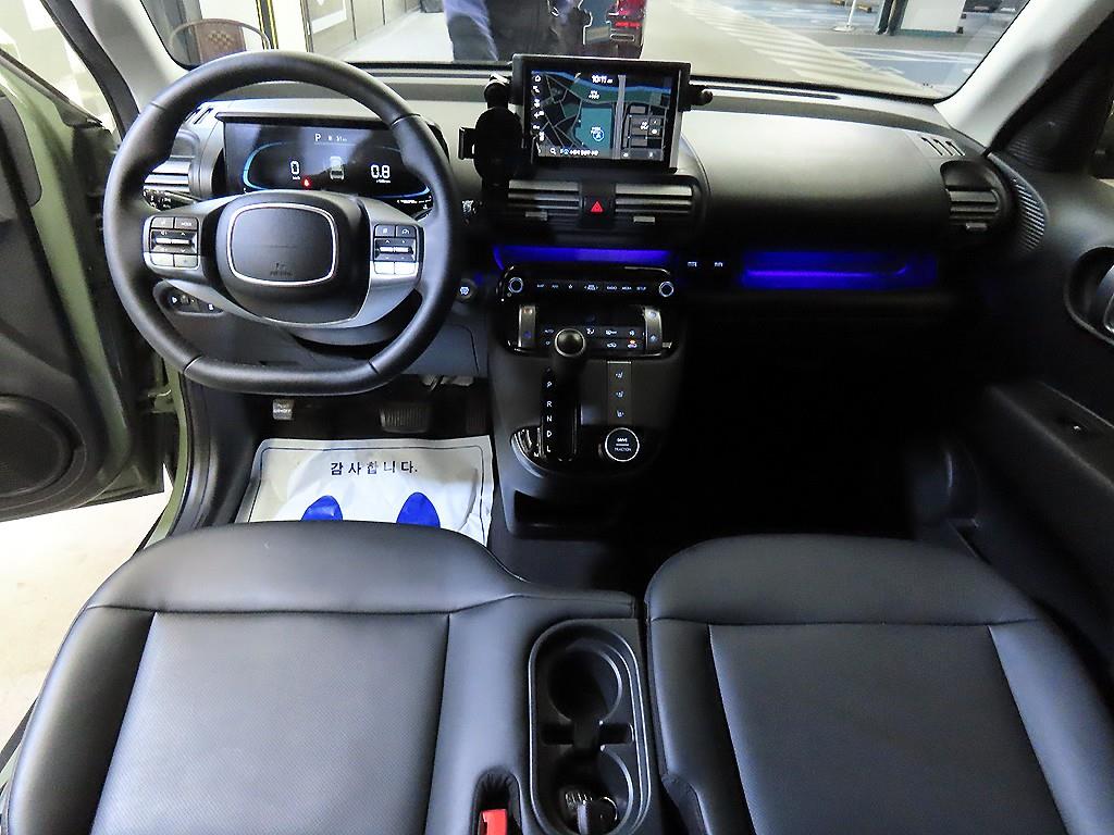 HYUNDAI Casper - Vista 10