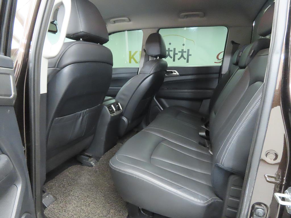 Ssangyong Rexton - Vista 6