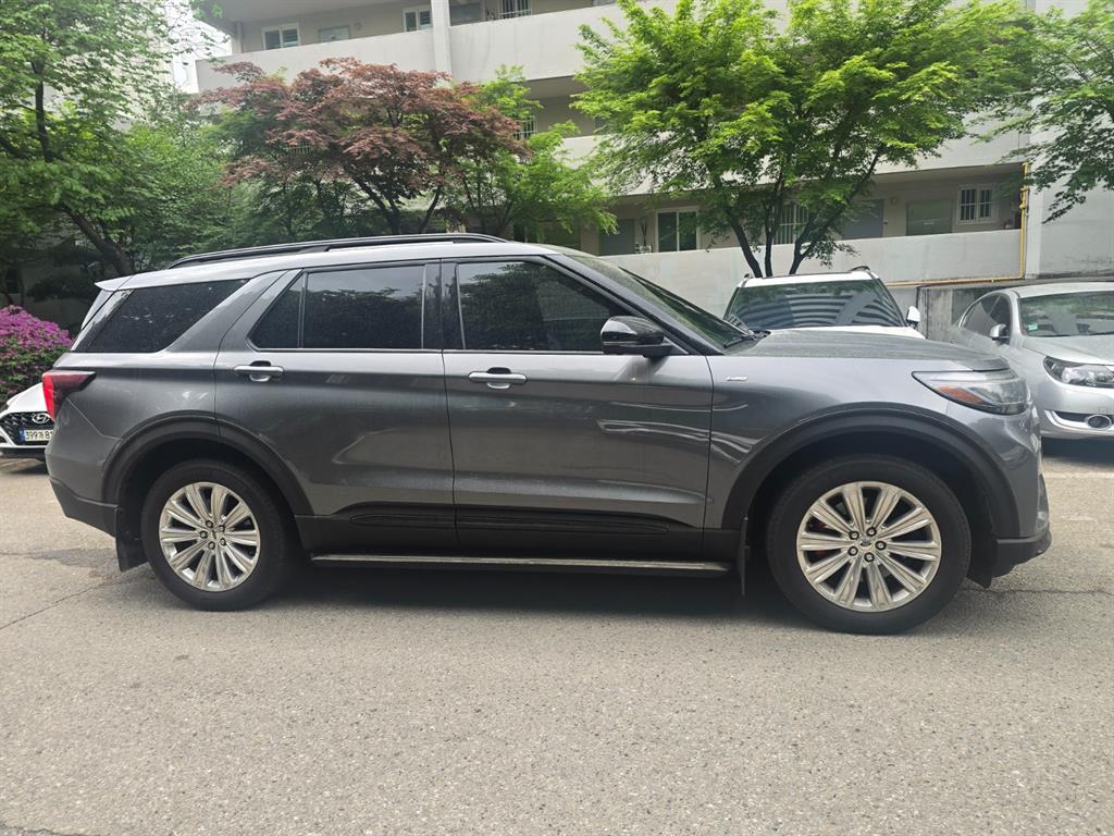 Ford Explorer - Vista 2