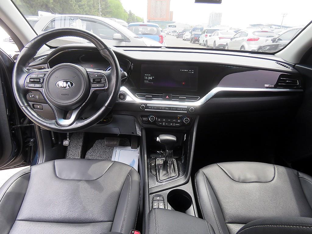 KIA Niro - Vista 8