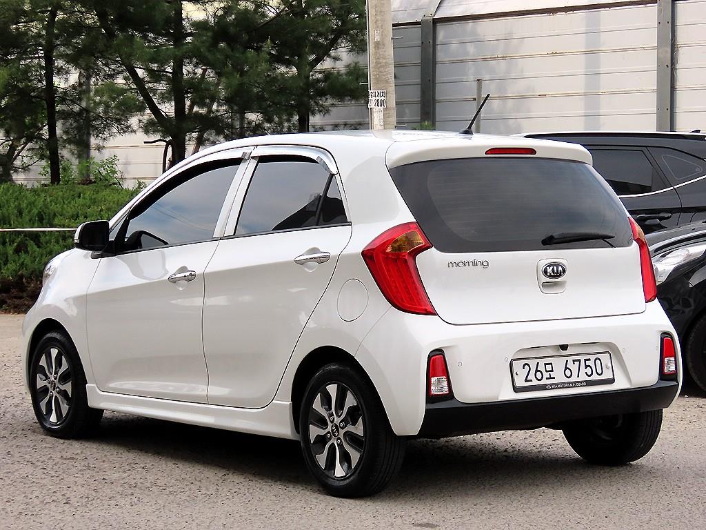 KIA Morning - Vista 3