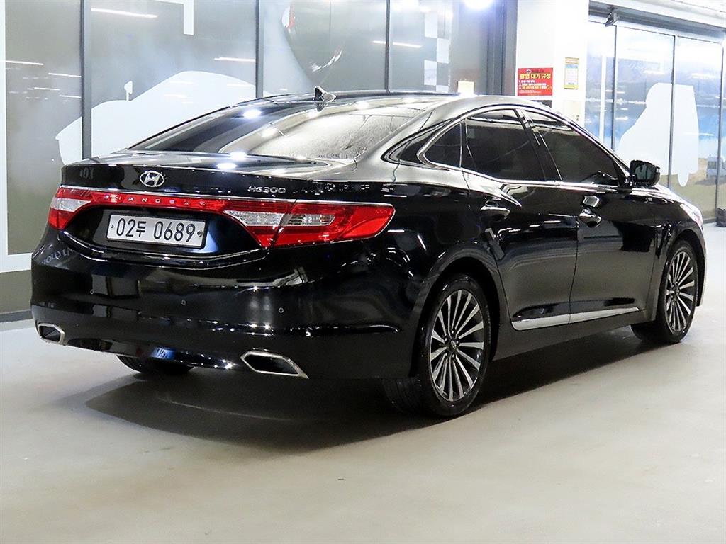 HYUNDAI Grandeur - Vista 4