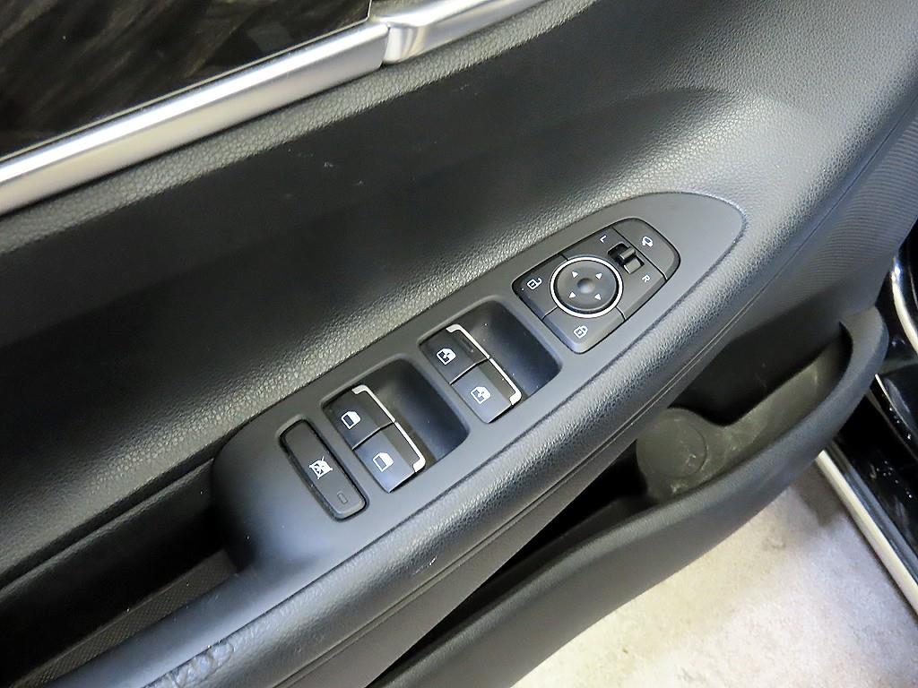 HYUNDAI Grandeur 2017 Negro - Importación desde Corea - HF Imports Iquique - Foto 13