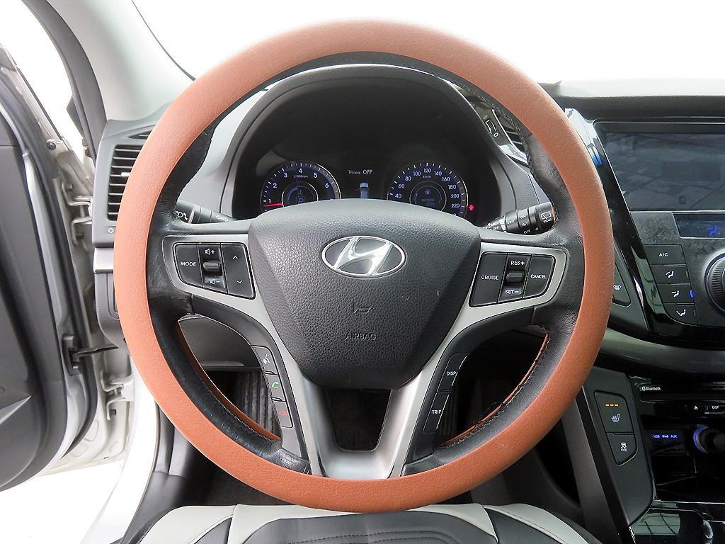 HYUNDAI i40 - Vista 10