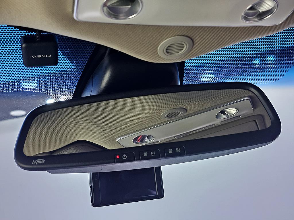 SAMSUNG SM7 - Vista 12