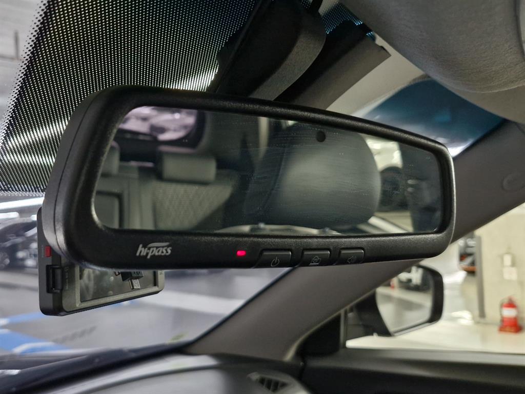 Ssangyong Tivoli - Vista 8