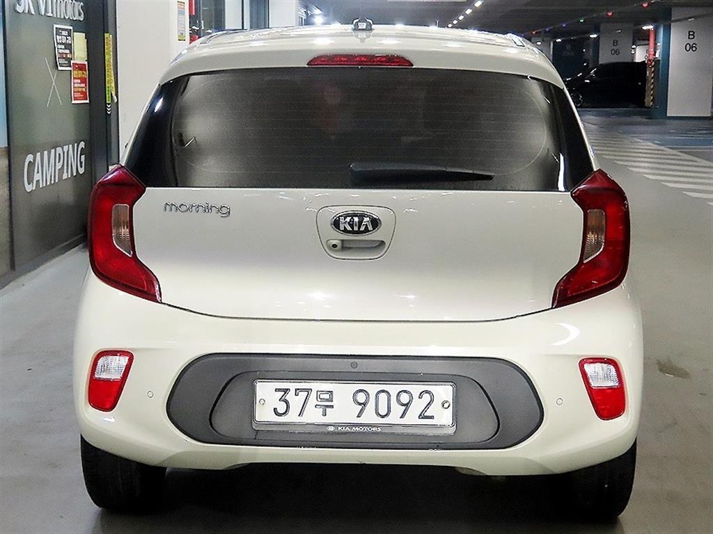 KIA Morning - Vista 5