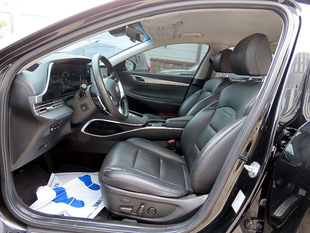 HYUNDAI Grandeur - Vista 5
