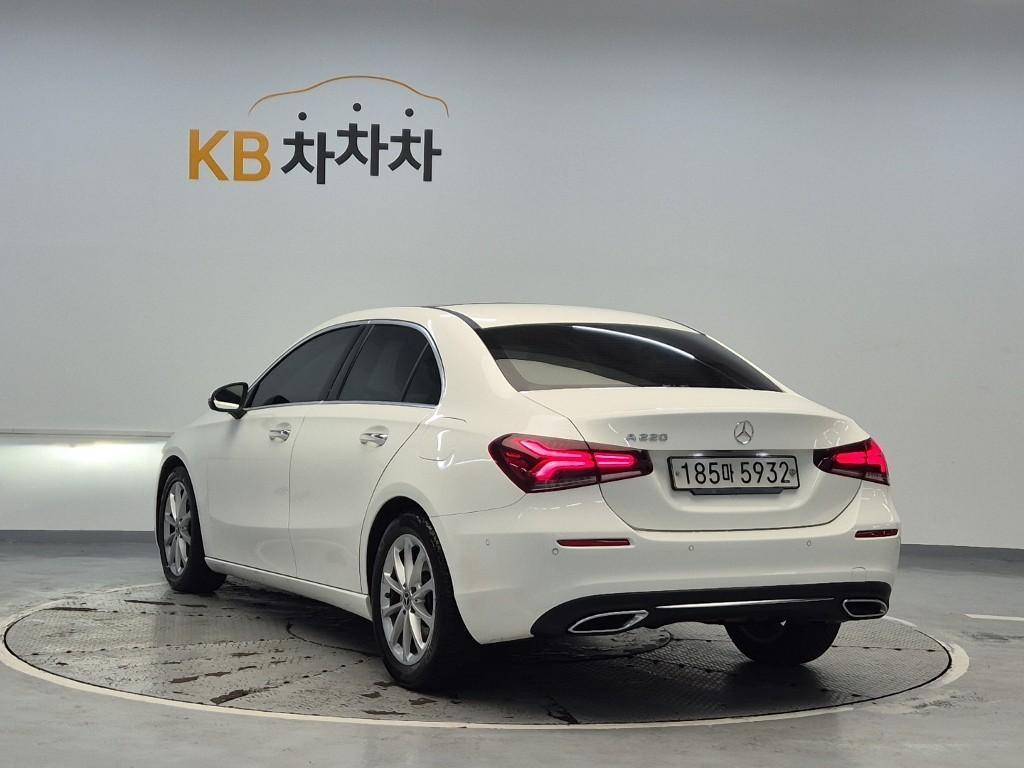 Mercedes Benz A Class - Vista 4