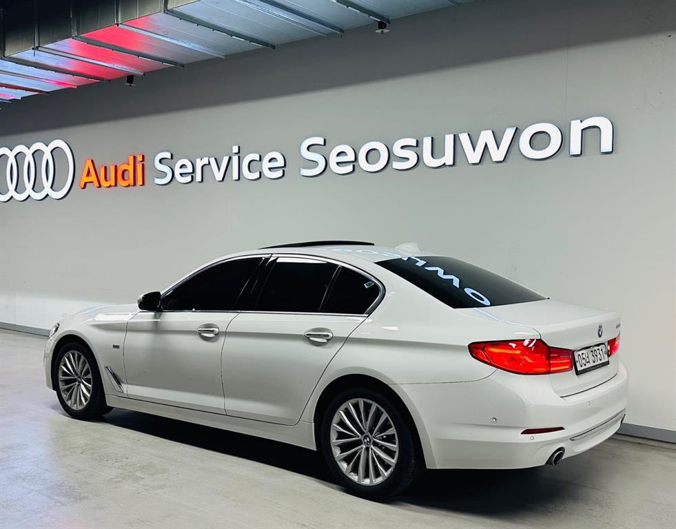 BMW 5 Series - Vista 2