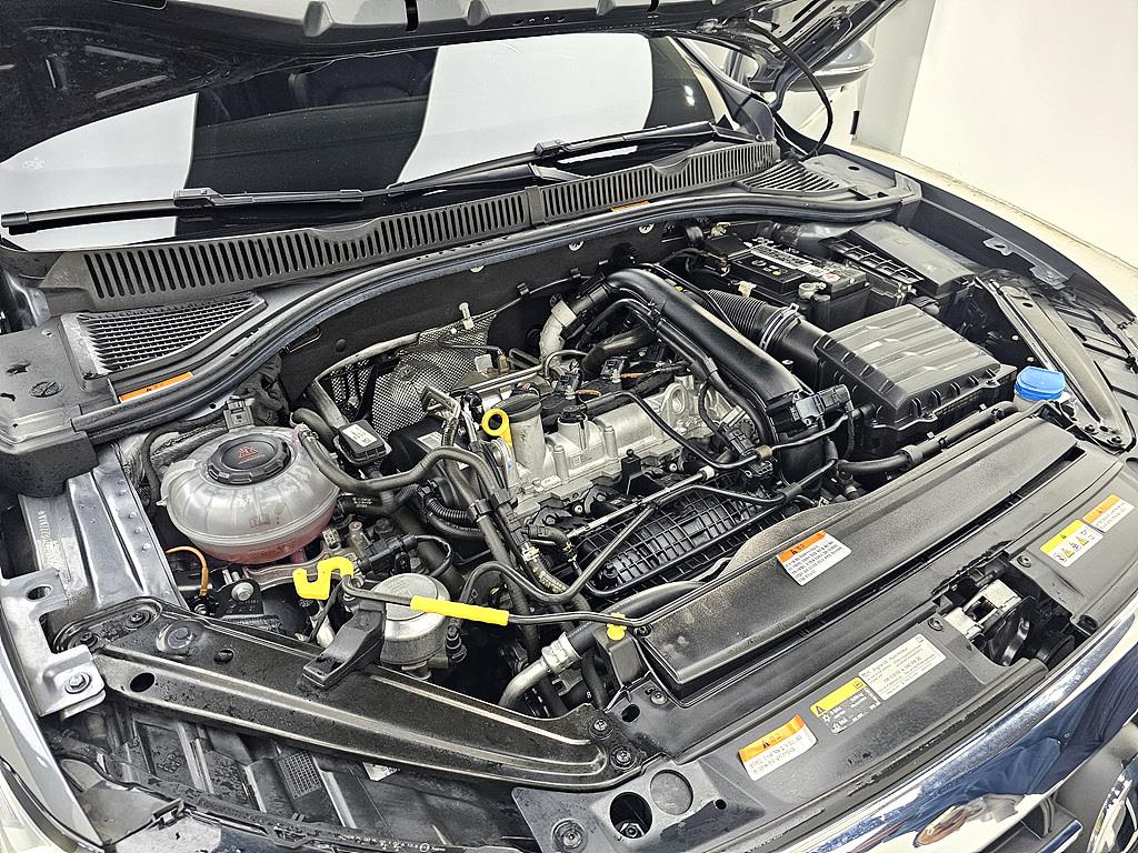 Volkswagen Jetta - Vista 6