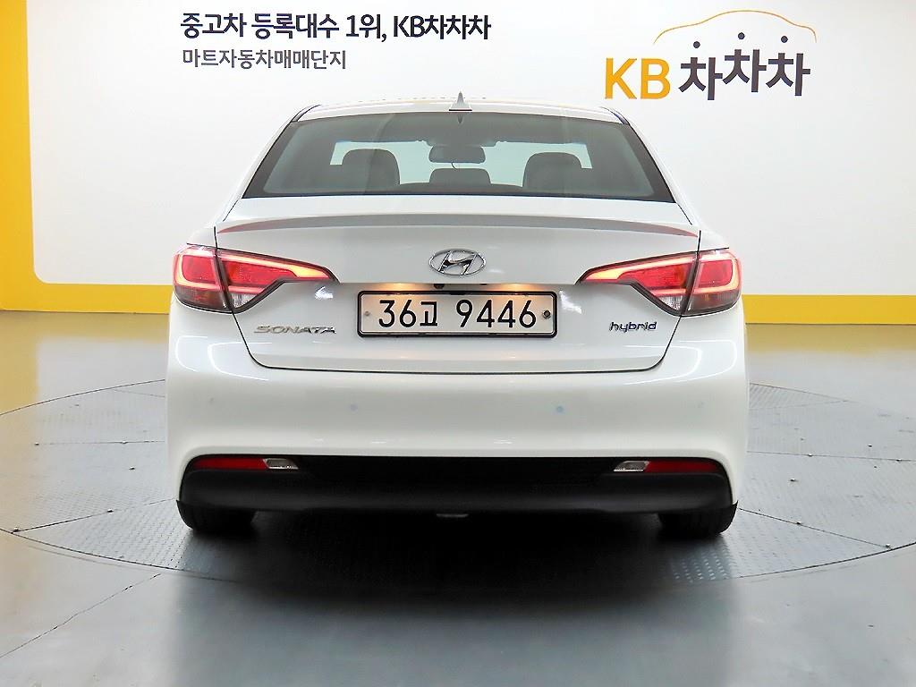 HYUNDAI Sonata - Vista 3
