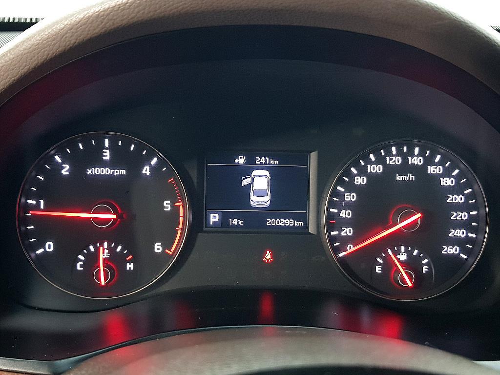 KIA K7 - Vista 7
