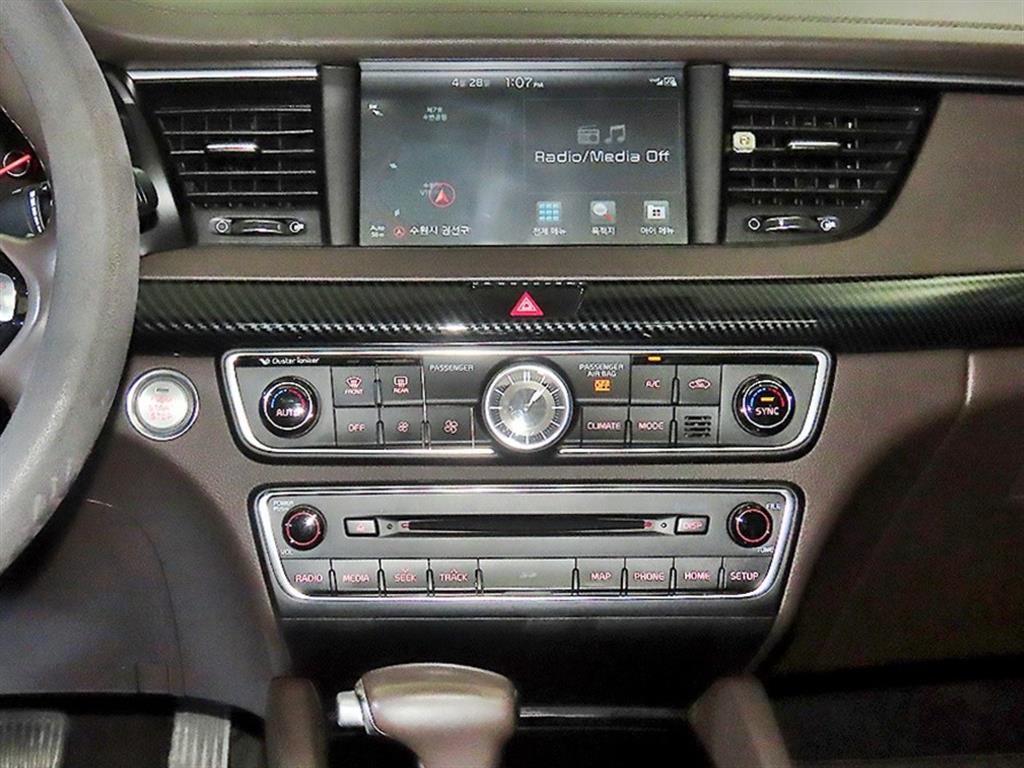 KIA K7 - Vista 10