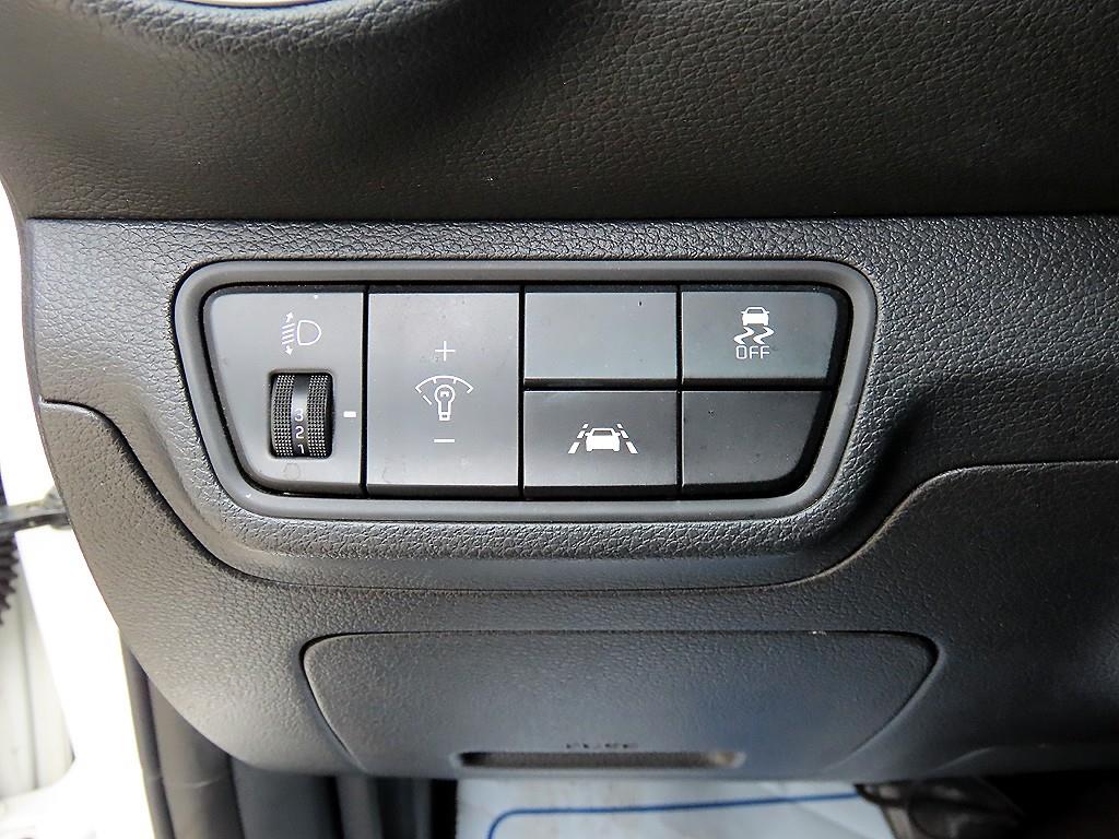 HYUNDAI Grandeur - Vista 12