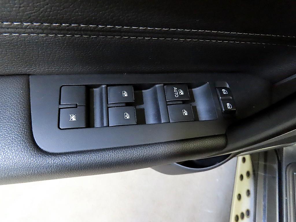 Chevrolet Captiva 2016 Gris - Importación desde Corea - HF Imports Iquique - Foto 13