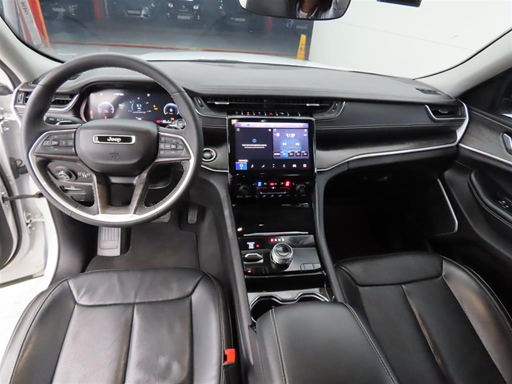 Jeep Cherokee - Vista 5
