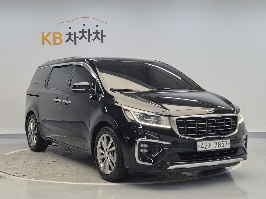 KIA Carnival - Vista 4