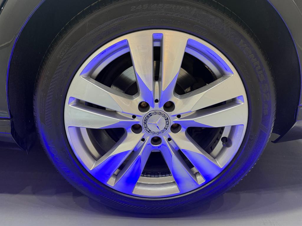 Mercedes Benz E class - Vista 6