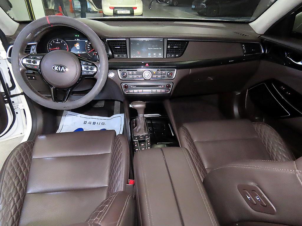 KIA K7 - Vista 9