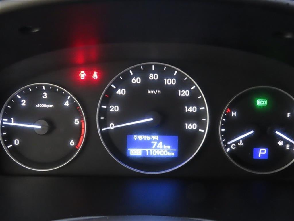 HYUNDAI Starex 2019 Negro - Importación desde Corea - HF Imports Iquique - Foto 13