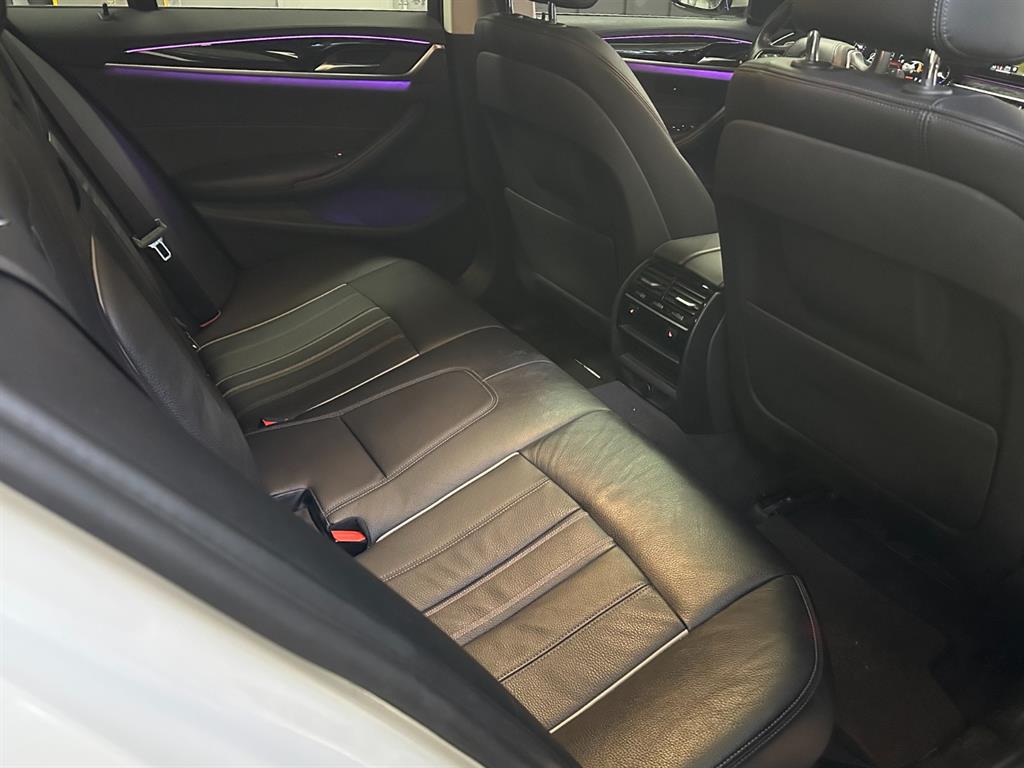 BMW 5 Series - Vista 7