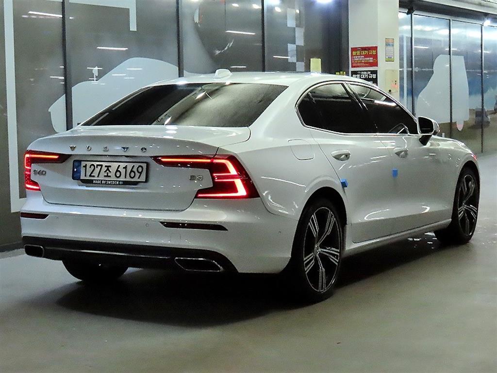 Volvo S60 - Vista 4