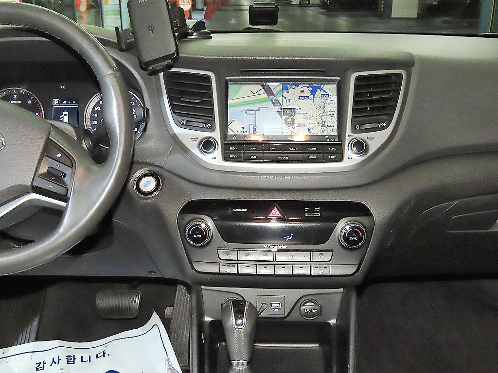 HYUNDAI Tucson - Vista 11