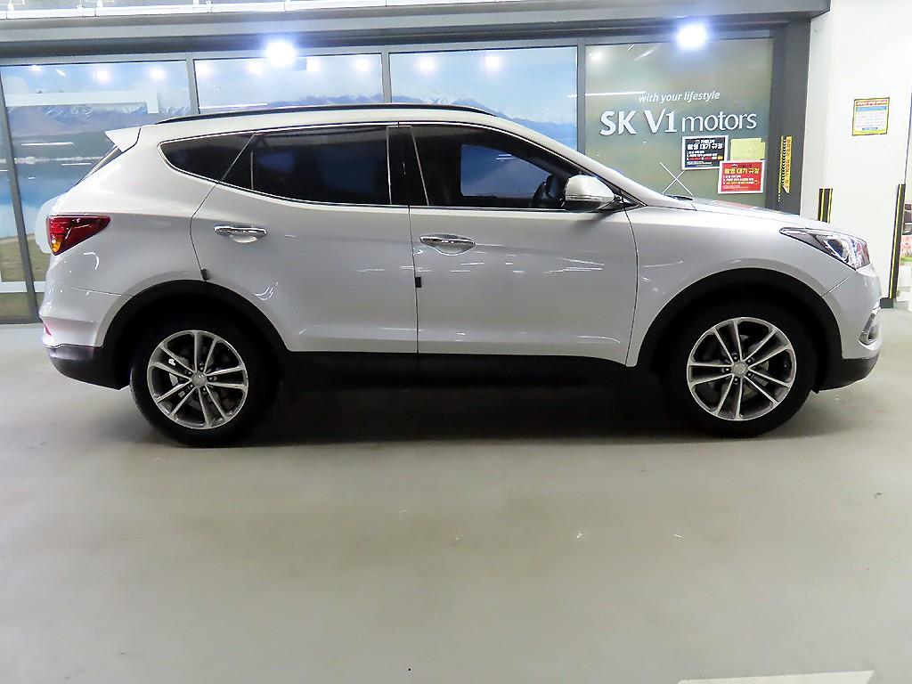 HYUNDAI Santa Fe - Vista 3