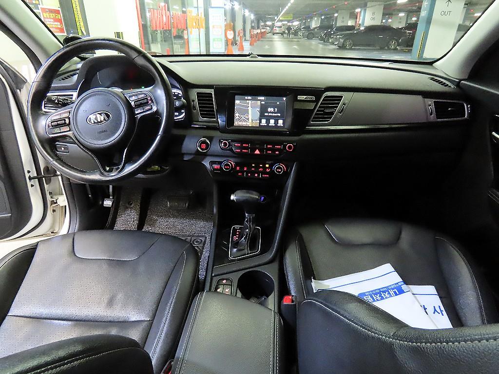 KIA Niro - Vista 10